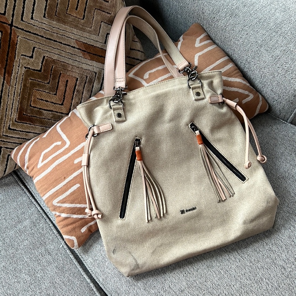 Sherpani tote bag fits 15” lap top